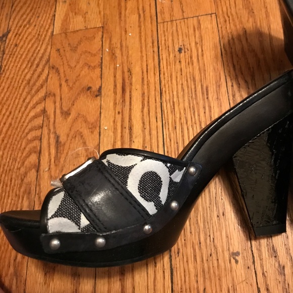 Coach heels - Picture 4 of 4